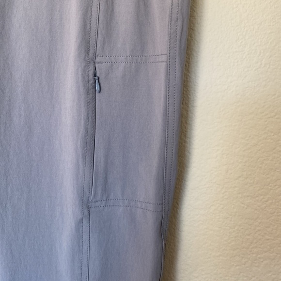 Athleta utility crop pants women’s 10 ten grey EUC - Picture 3 of 7